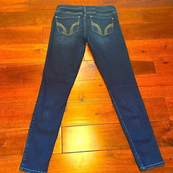Hollister Jeans 7R - Picture 5 of 8